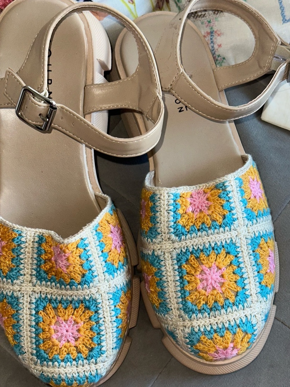 Journee size 9.5 Crochet Sandals Used